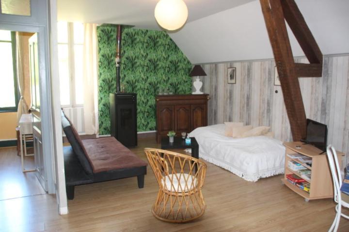 Agonges Suite Dans Les Dependances Du Chateau מראה חיצוני תמונה